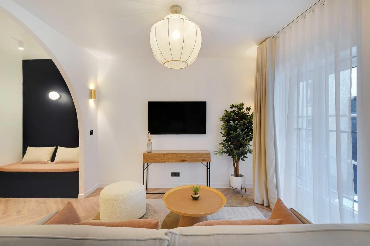 Charming Apartment Near Maraissentier パリ エクステリア 写真